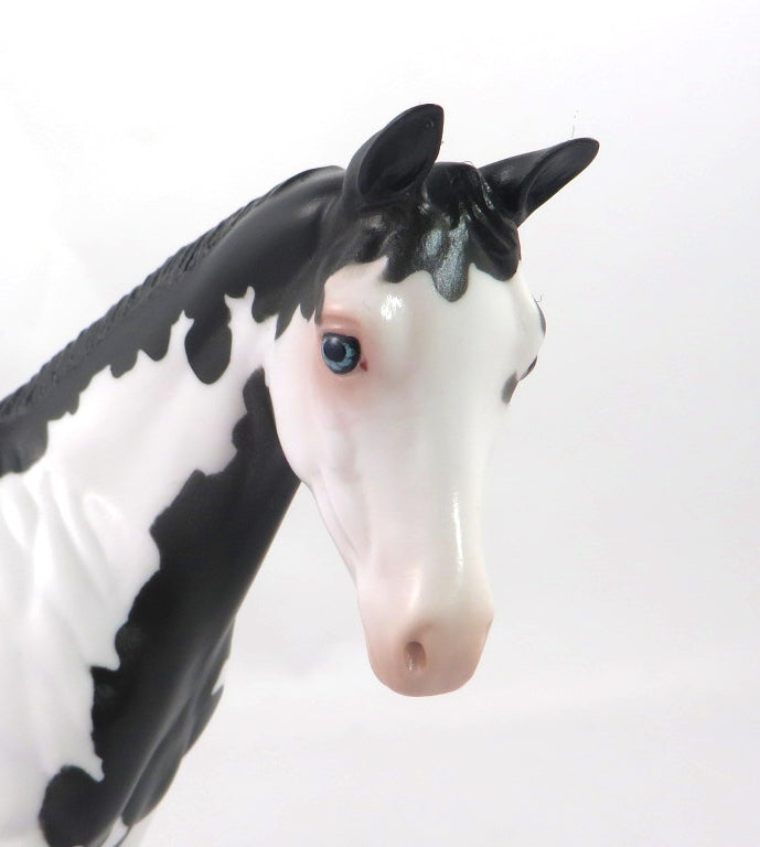 NILLY -OOAK BLACK &amp; WHITE PINTO WEALING MODEL HORSE 1/7/2020