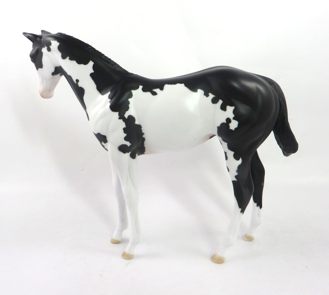 NILLY -OOAK BLACK &amp; WHITE PINTO WEALING MODEL HORSE 1/7/2020
