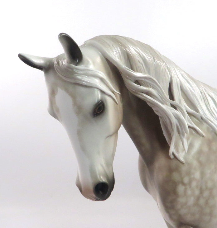 NOBLE-OOAK STAR DAPPLE GREY THOROUGHBRED MODEL HORSE BY SHERYL LEISURE 1/3/20