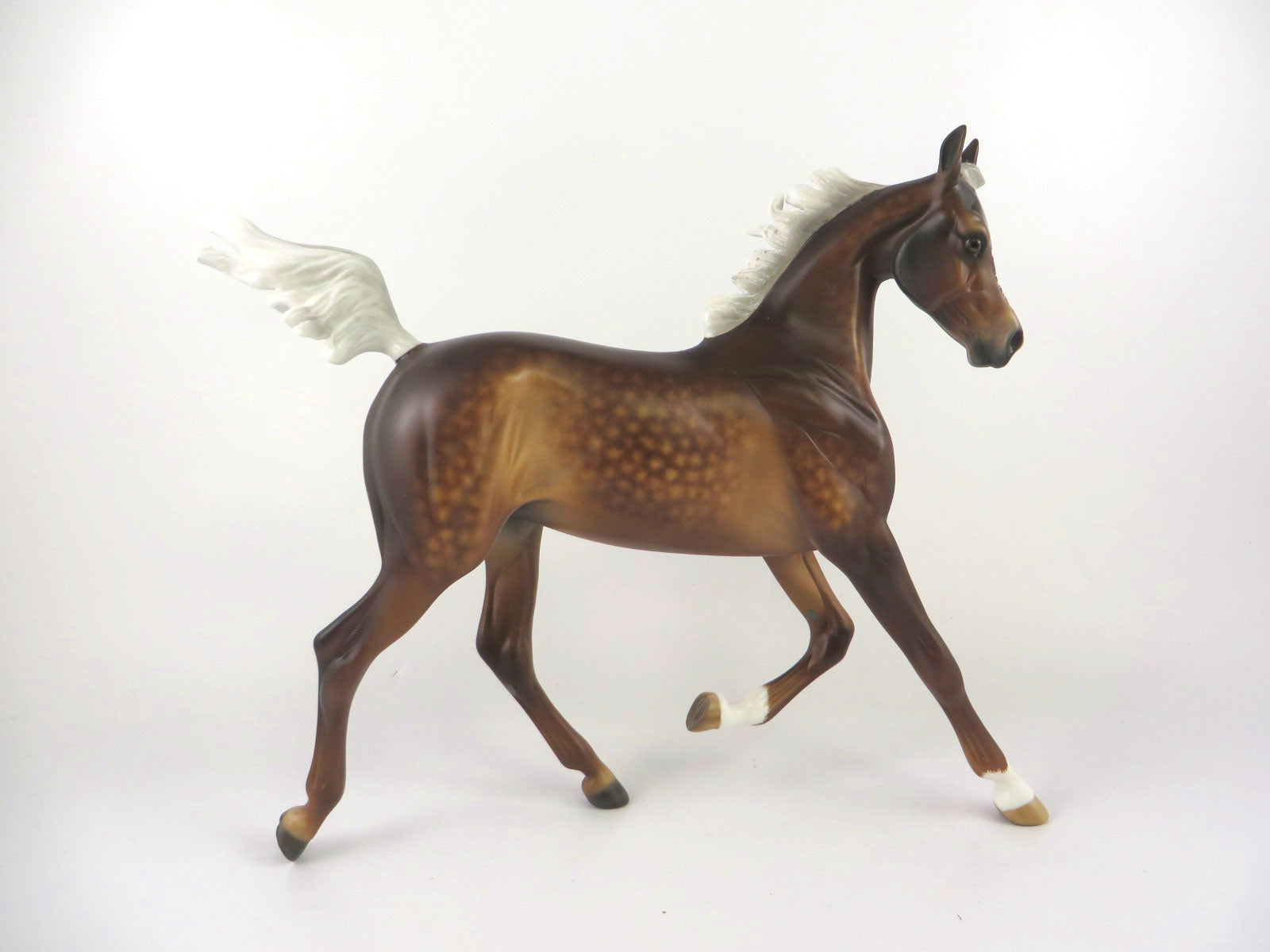 NOBODY'S GHOUL - OOAK CHESTNUT ROAN YEARLING MODEL HORSE BY SHERYL LEISURE MM19