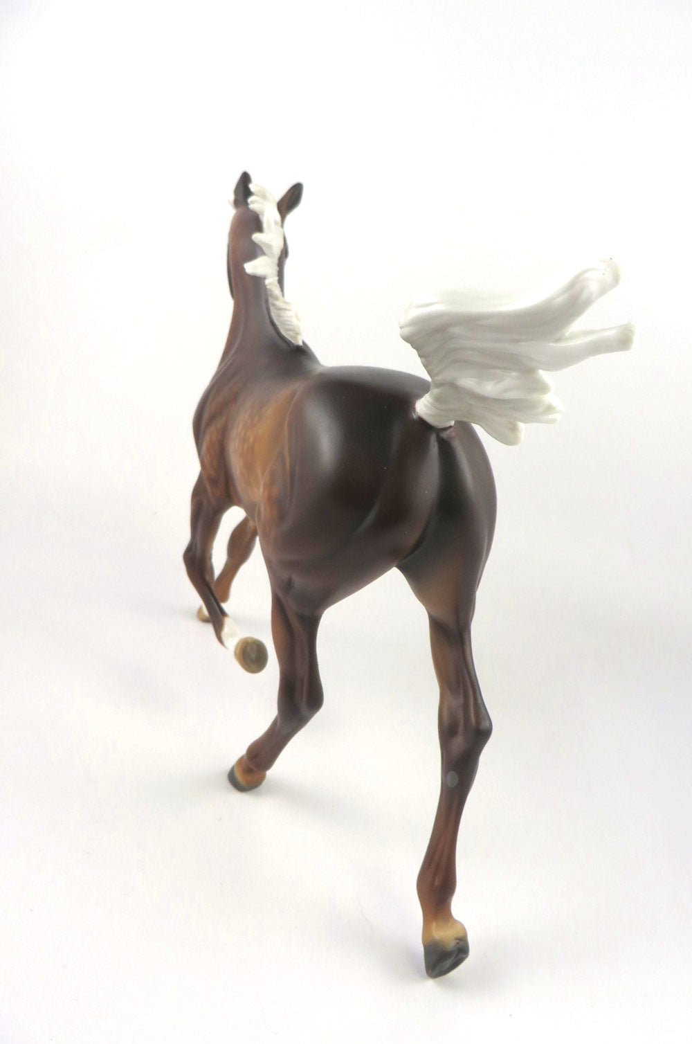 NOBODY&#39;S GHOUL - OOAK CHESTNUT ROAN YEARLING MODEL HORSE BY SHERYL LEISURE MM19