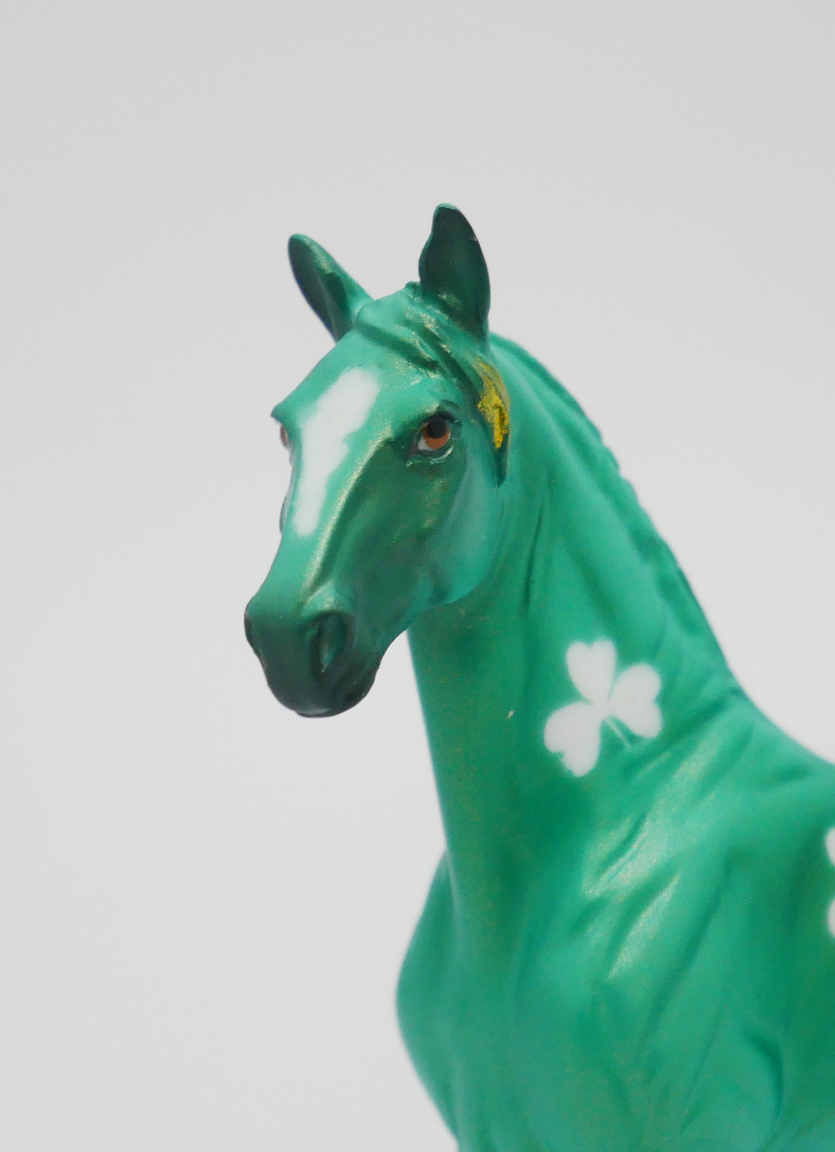 O&#39; EMERALD - OOAK  ST. PATRICKS DAY DECO STANDING DRAFT BY JAS FANNING 3/13/20