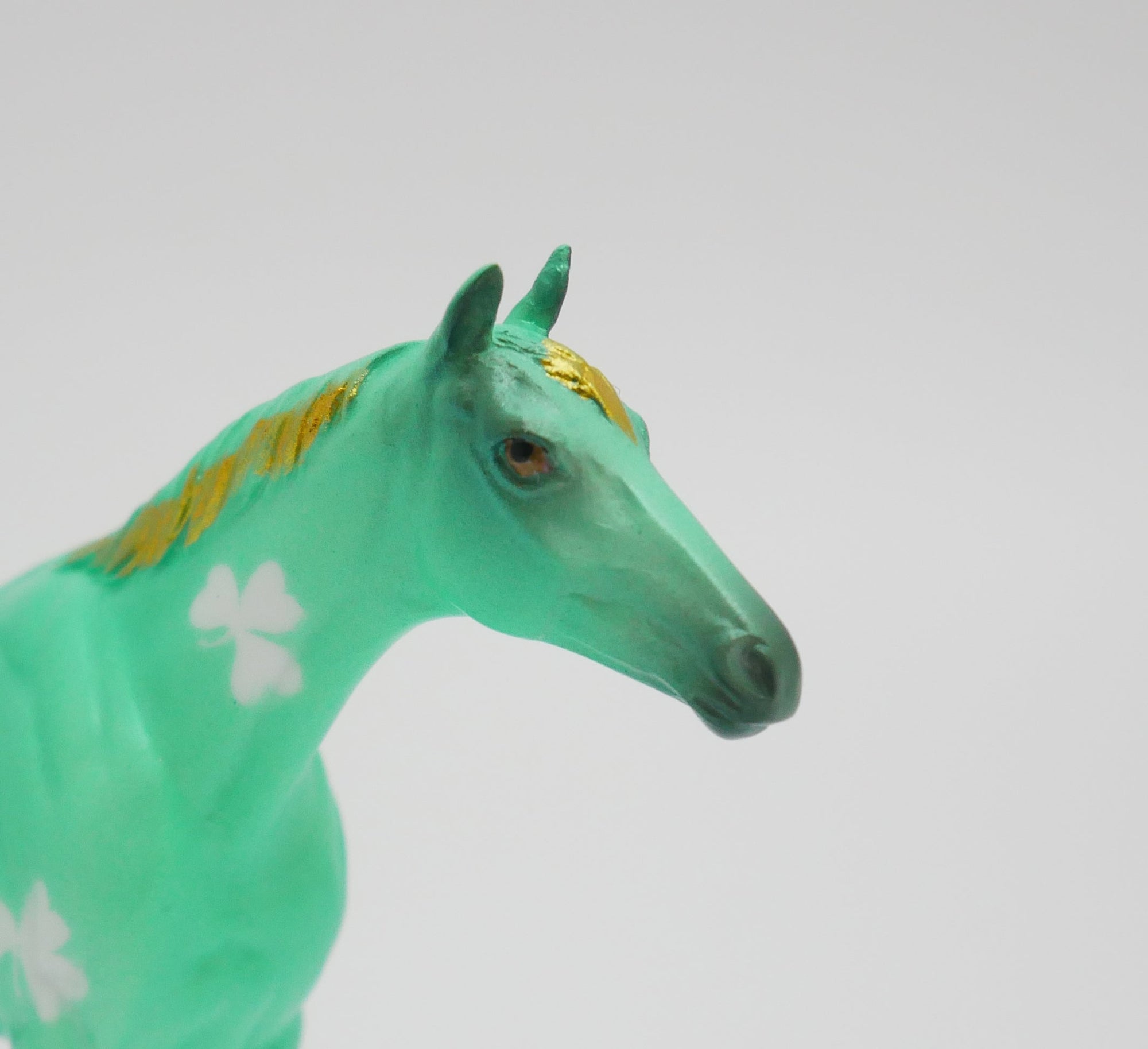 O&#39;TOODLES - OOAK ST. PATRICKS DAY DECO STOCK HORSE CHIP BY JAS FANNING 3/13/20