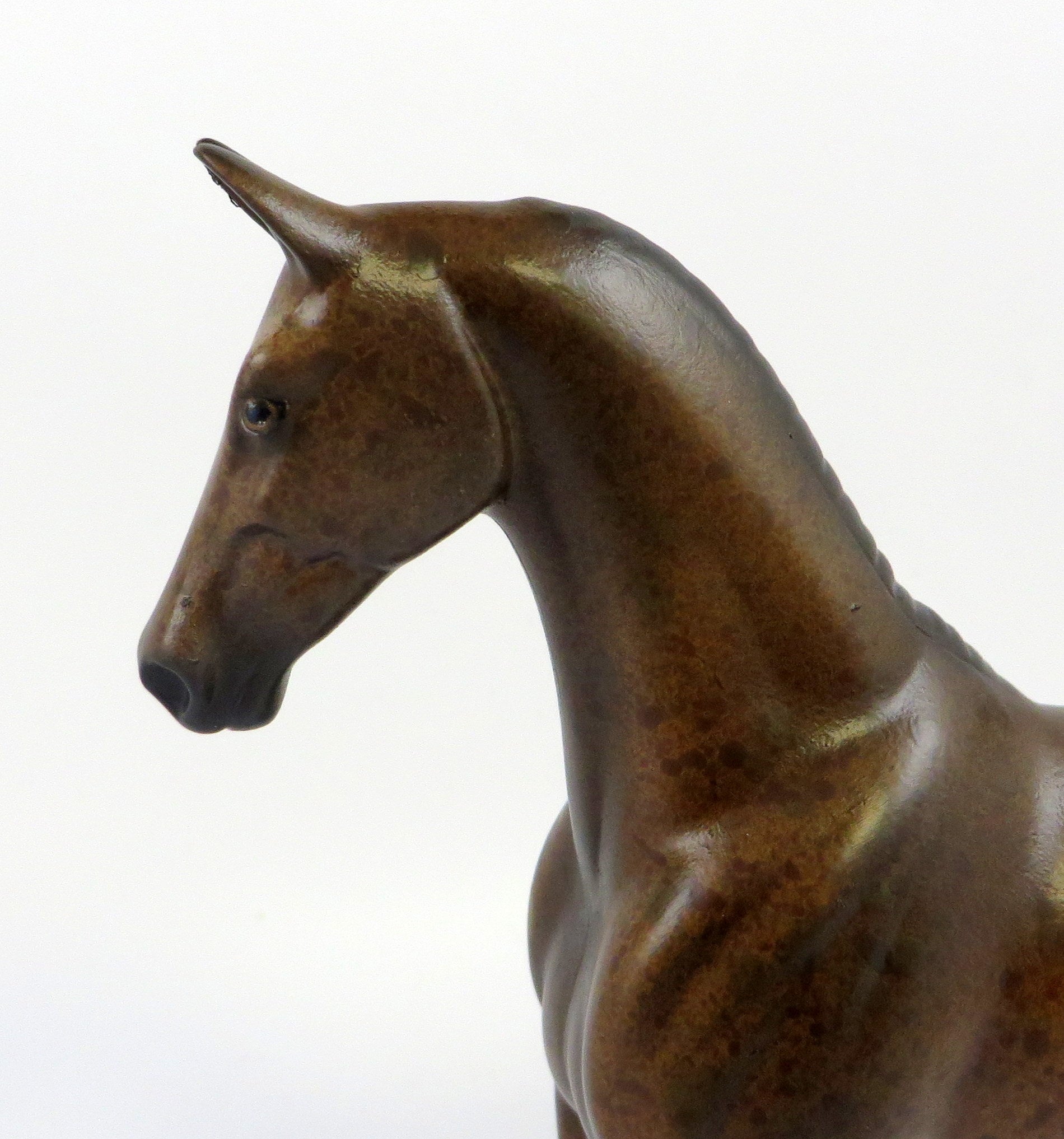 ODE-OOAK DARK CHESTNUT ROAN SADDLEBRED PEBBLE MODEL HORSE EQ 19