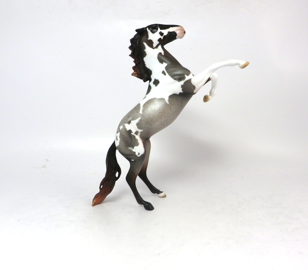 SCORE MORE-OOAK- BLUE ROAN PINTO REARING PEBBLE MODEL HORSE BY AMANDA SB19