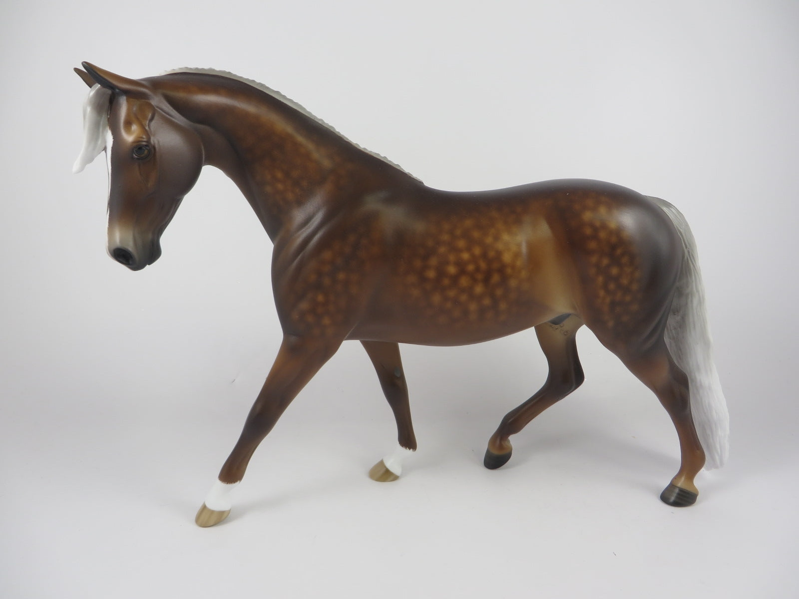ORANGE I GOURD-GEOUS -DAPPLE CHESTNUT PONY BY SHERYL LEISURE MM 19