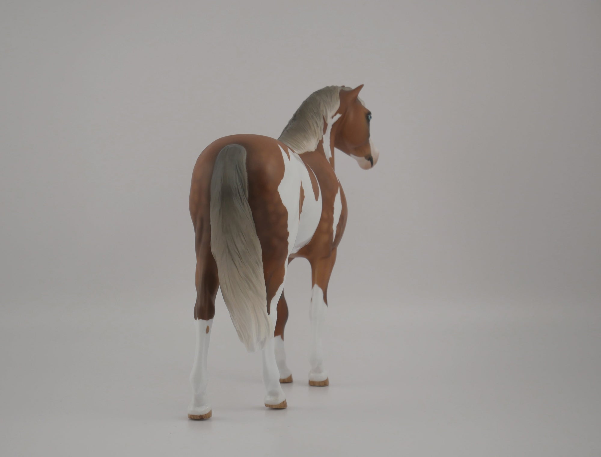 Oregon Mustangs-LE-18 Art of the Horse Finalists Linda Watson EQ 2020