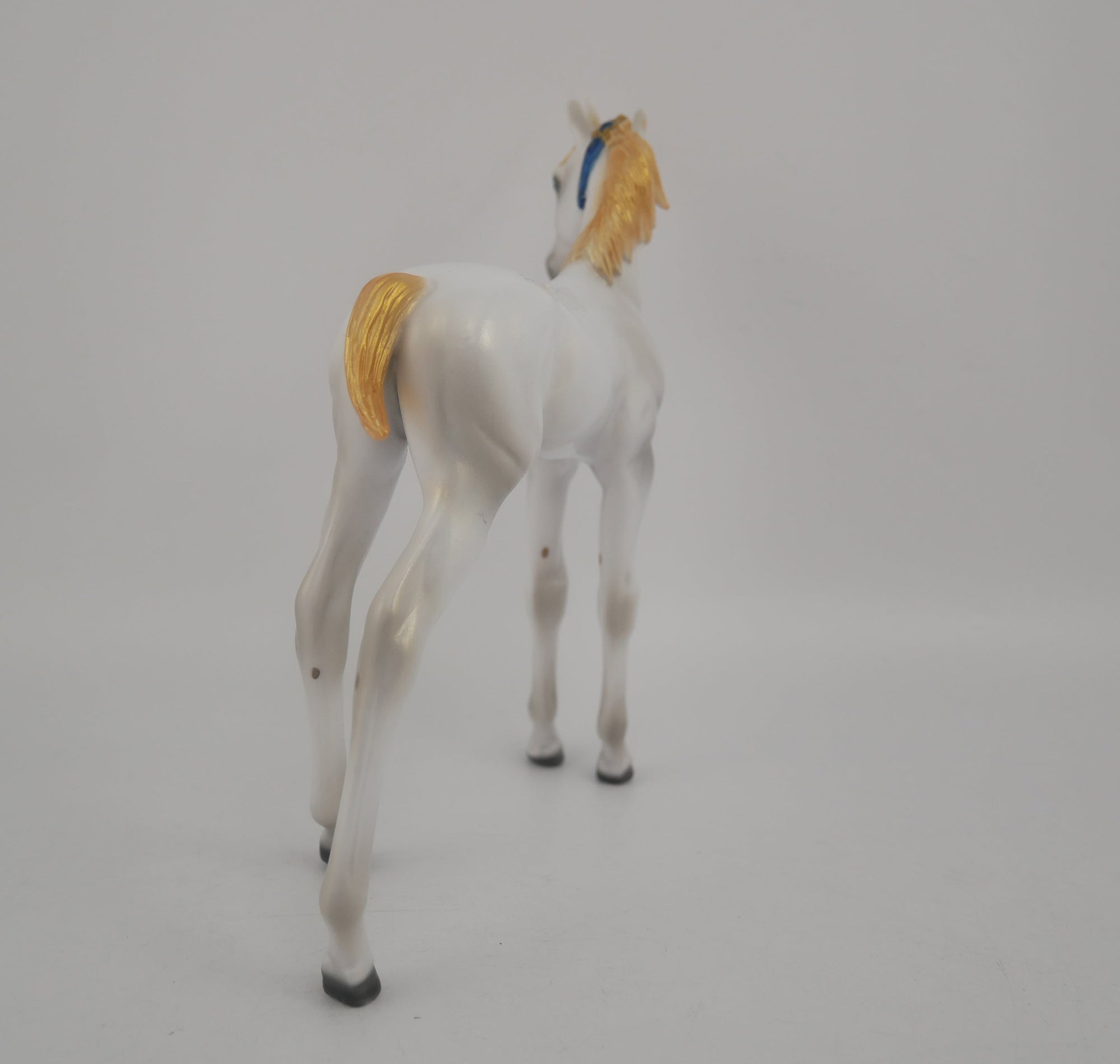 GOLDIE AND GLIMMER -- ARABIAN MARE AND FOAL WHITE UNICORN SET BY DAWN QUICK