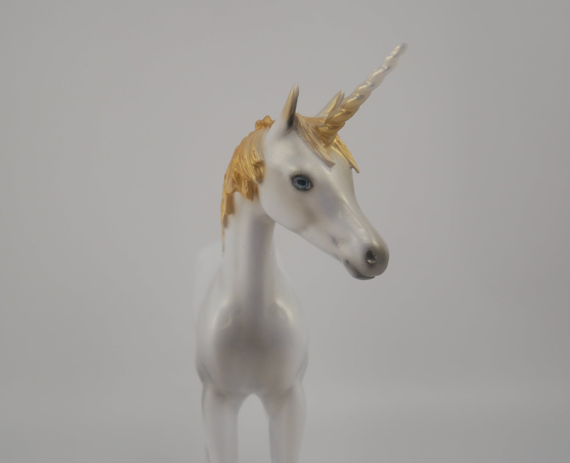 GOLDIE AND GLIMMER -- ARABIAN MARE AND FOAL WHITE UNICORN SET BY DAWN QUICK