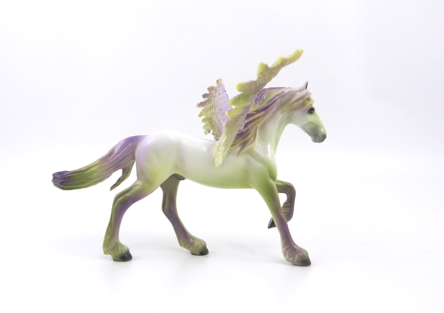 Palette-OOAK Pegsus Fresian By Dawn Quick