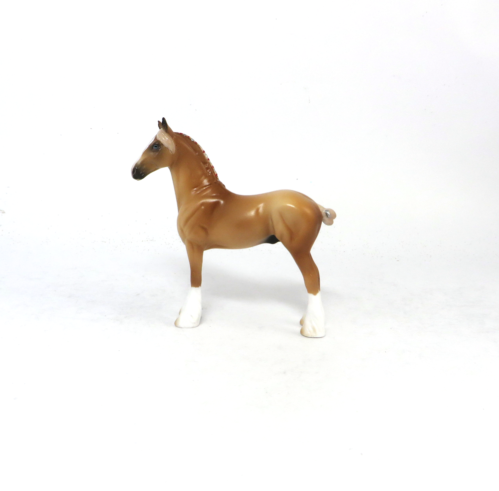 HELMET - OOAK PALOMINO DRAFT CHIP  BY AUDREY DIXON SB19