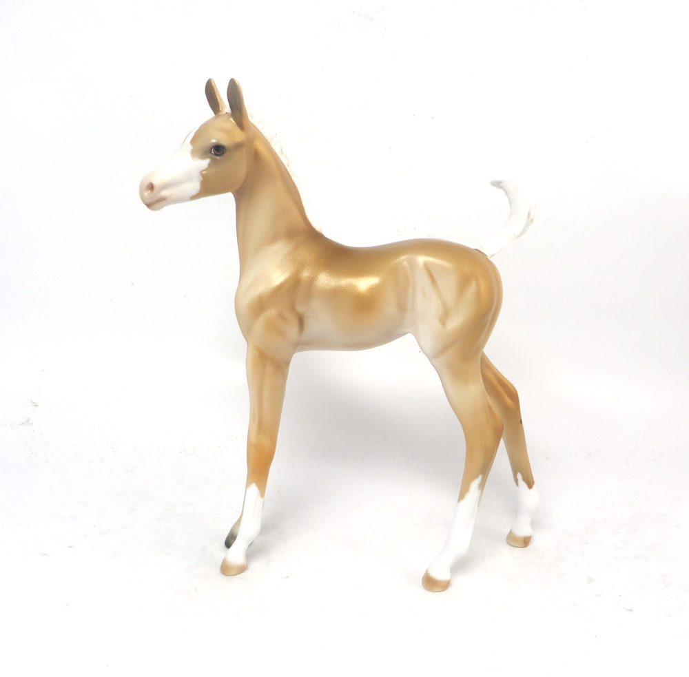 MARY MOONIE --- OOAK PALOMINO ARABIAN FOAL CUSTOM TAIL BY DAWN QUICK EA-19