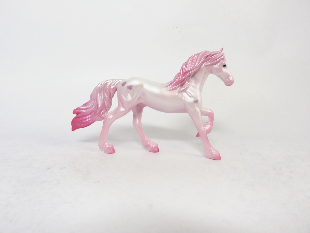 pony love- ooak valentines decorator sb19
