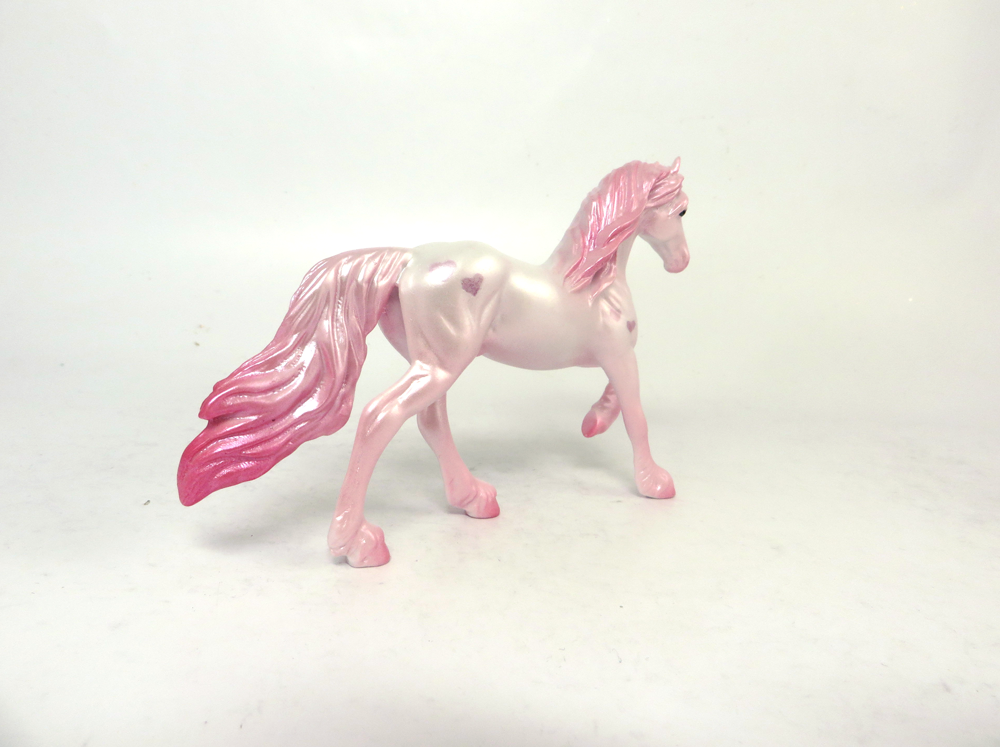 pony love- ooak valentines decorator sb19
