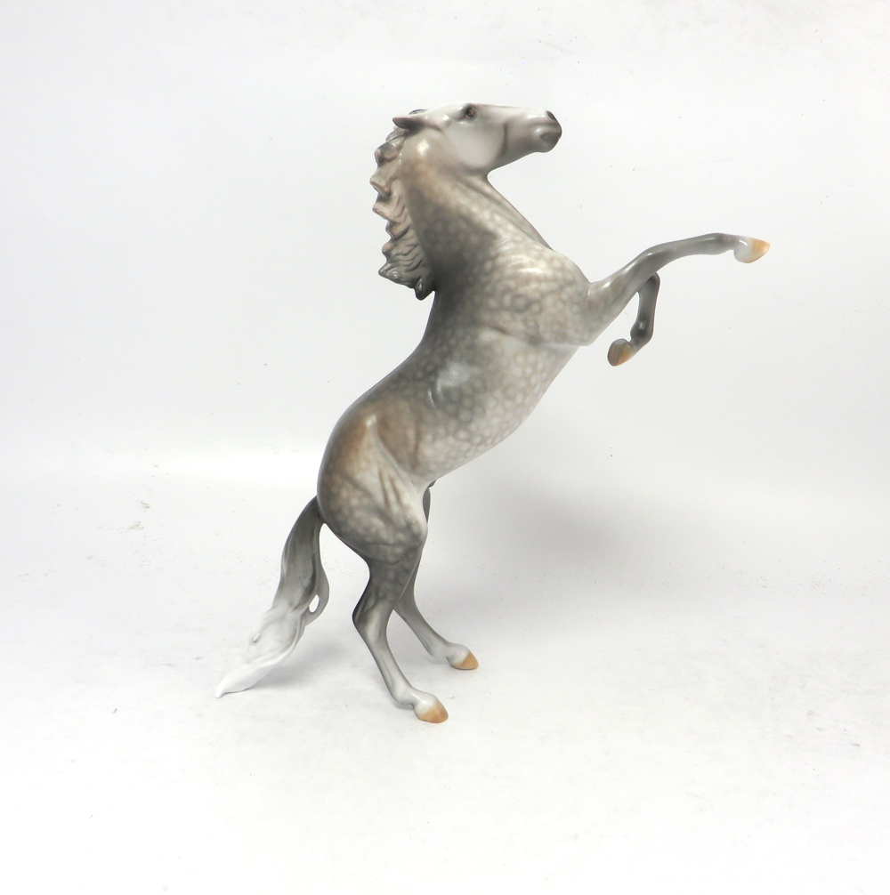 ANCHOR-- OOSK DAPPLES ROSE GREY REAING PEBBLE BY DAWN QUICK MW19