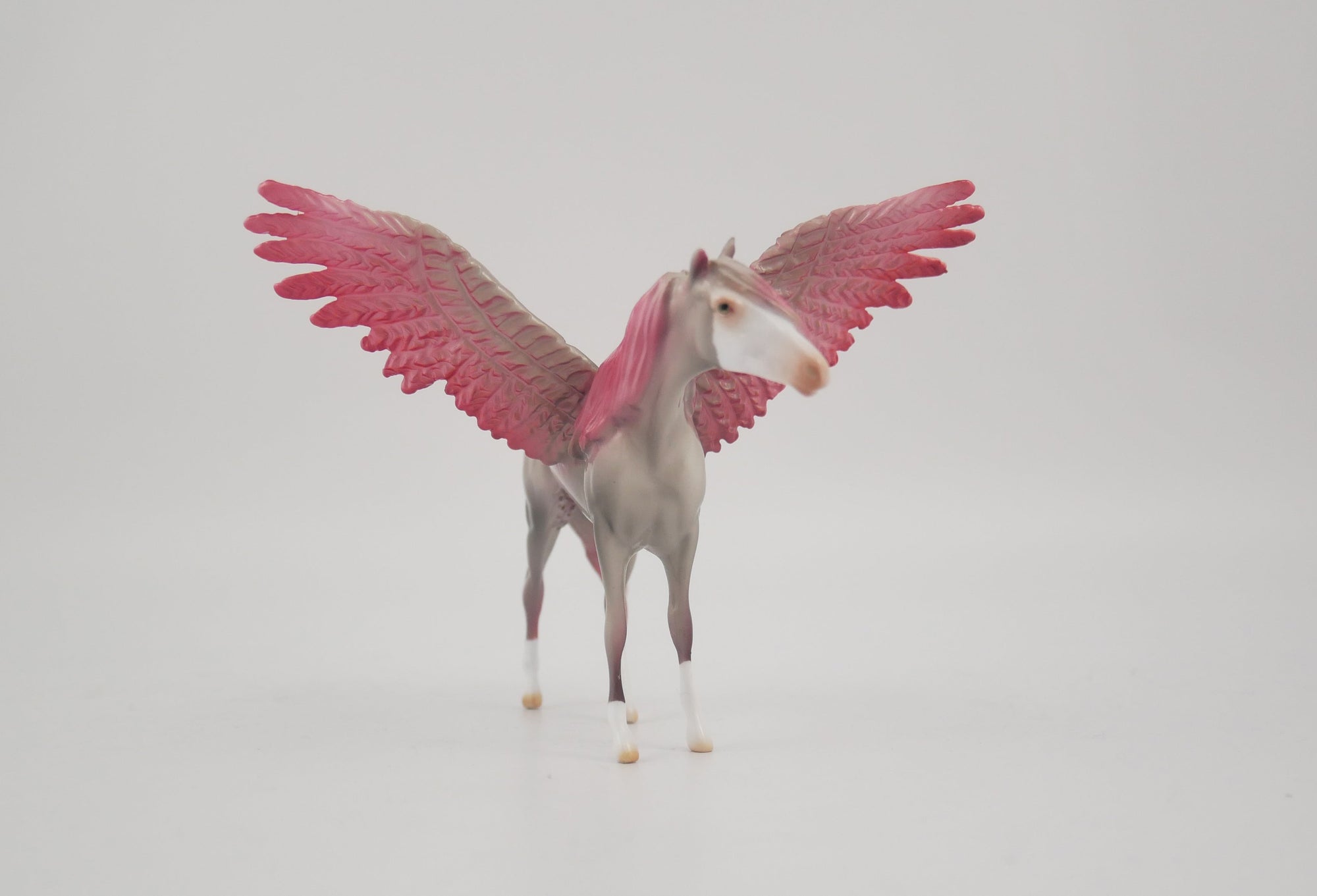 PERLE NOIR-OOAK GREY CHIP BY KAYLA WESSE EQ 2020