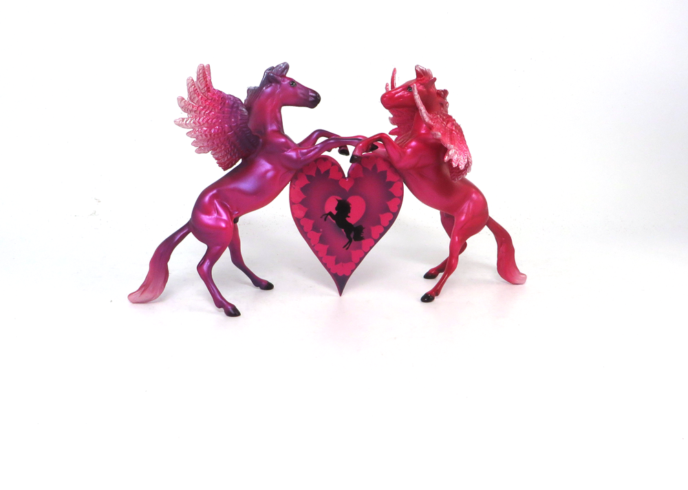 FALLING FOR YOU - OOAK DOUBLE REARING PEGACHIPS HEART VALENTINE DECORATOR SB19