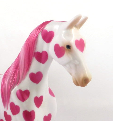 PINKY SWEAR-OOAK HEART SADDLEBRED PEBBLES MODEL HORSE 2/13/20
