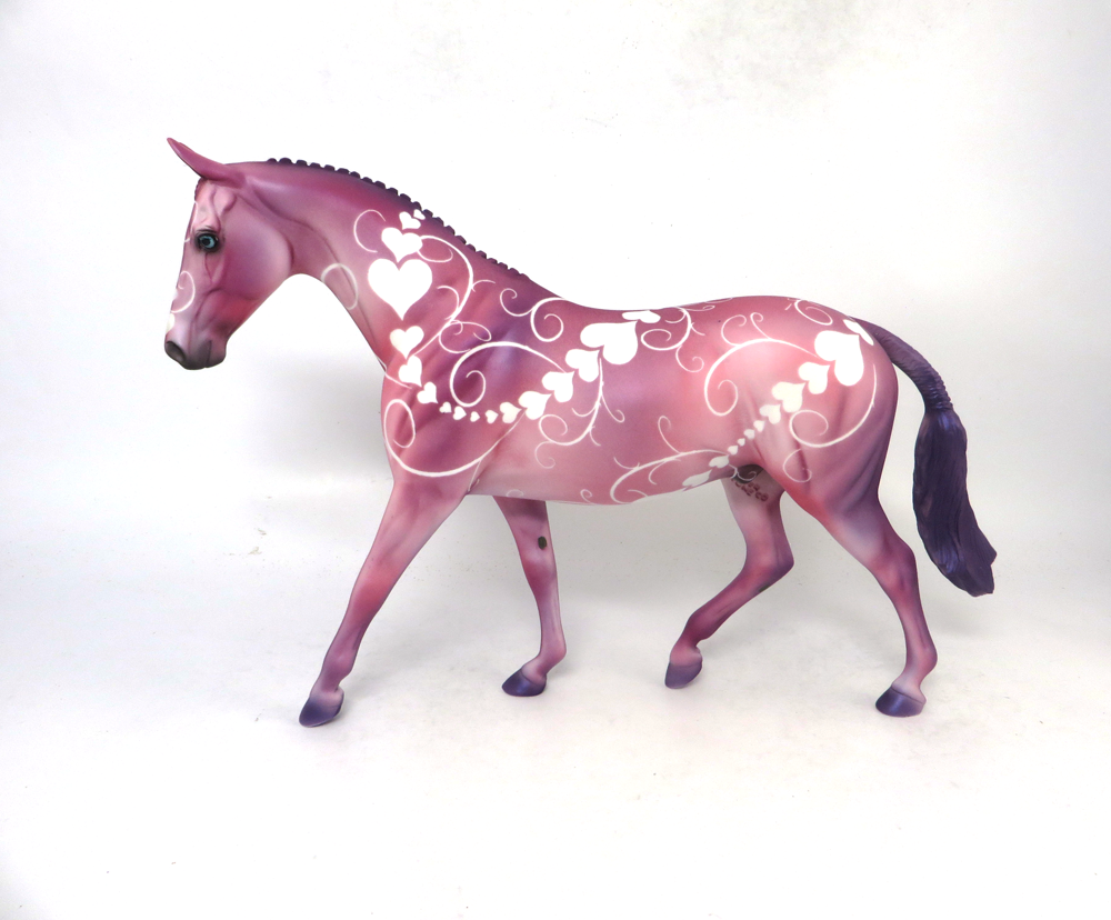 purple pink valentine decorator