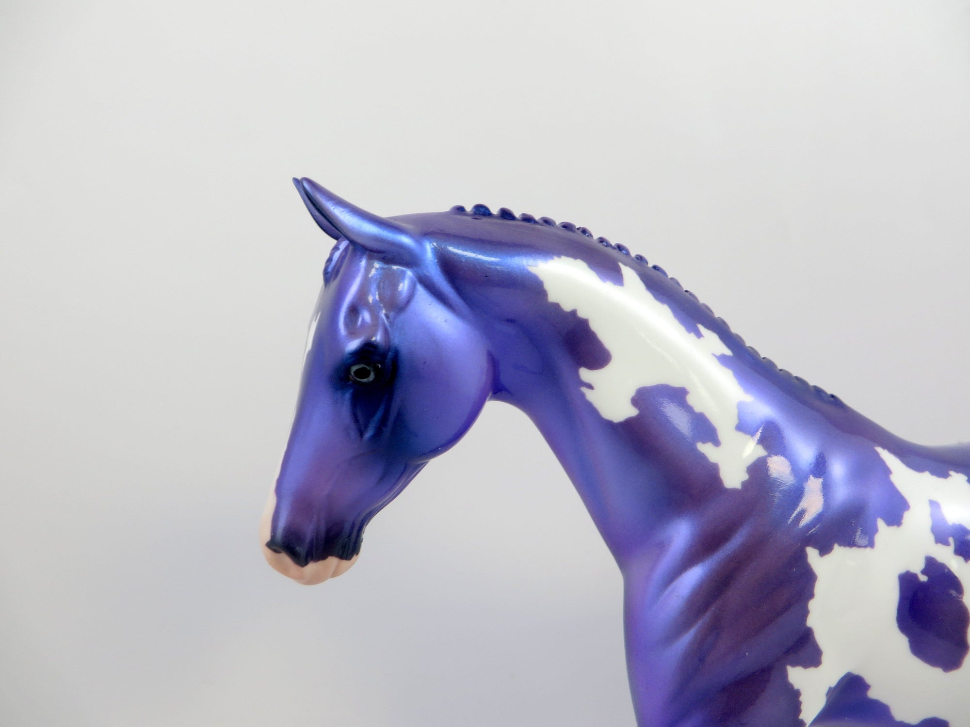 AMETHYST PONY MODEL HORSE EQ 19