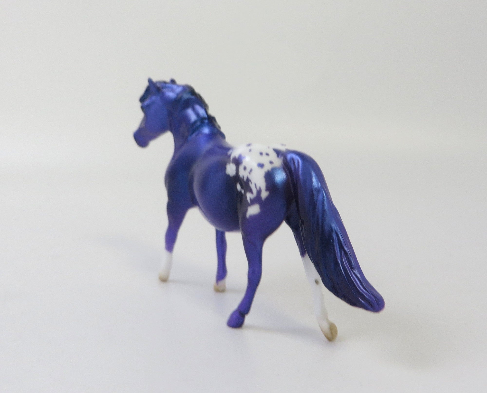 PONY AMETHYST CHIP MODEL HORSE EQ 19