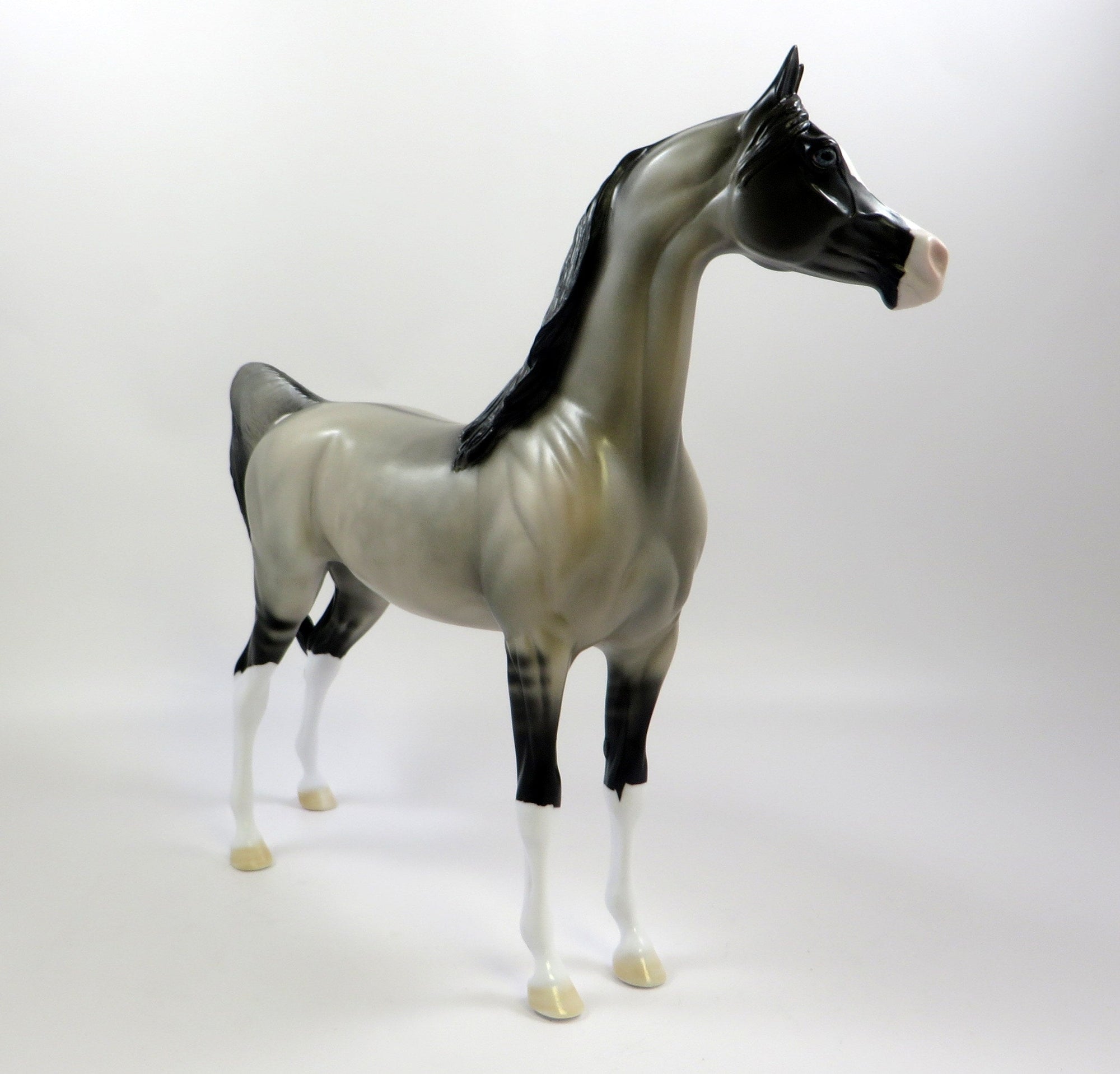 PRESTIGIOUS-OOAK GRALLA ARABIAN MODEL HORSE EQ 2019