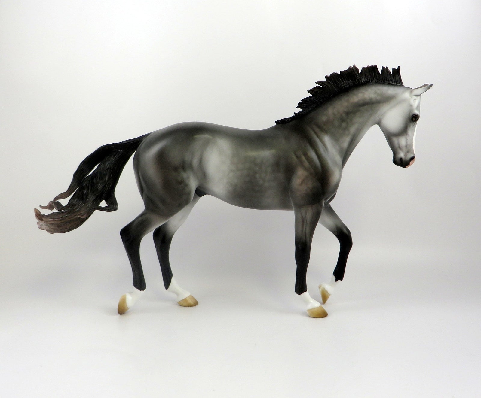 PRINCE WILLIAM-LE-10 DAPPLE ROSE GREY THOROUGHBRED MODEL HORSE EQ 19 CUSTOM