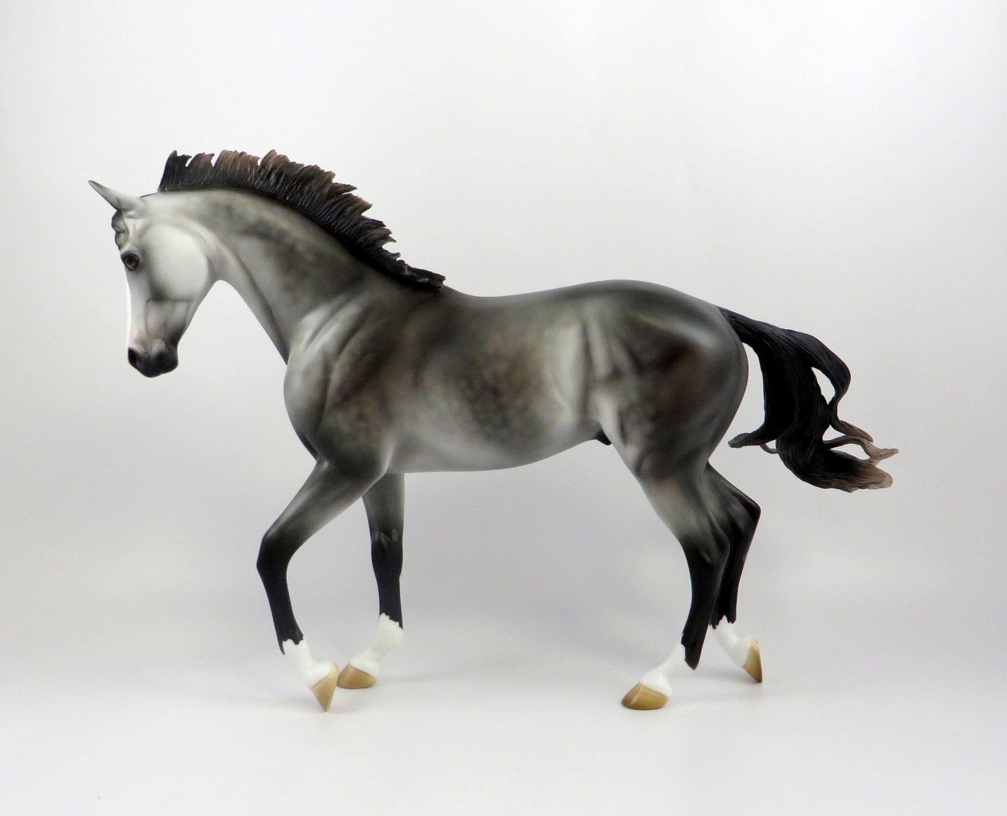 PRINCE WILLIAM-LE-10 DAPPLE ROSE GREY THOROUGHBRED MODEL HORSE EQ 19 CUSTOM