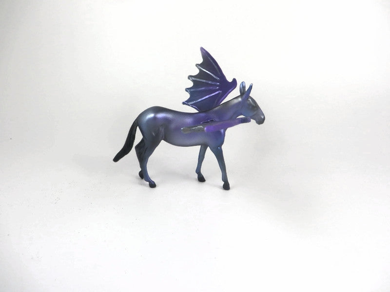 PHANTO -OOAK HALLOWEEN DECORATOR MULE BAT CHIP BY MISSY FOX MM 19