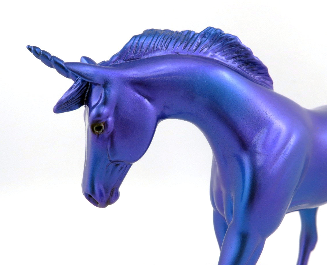 PURPLE SKY-OOAK WARMBLOOD PEBBLES UNICORN