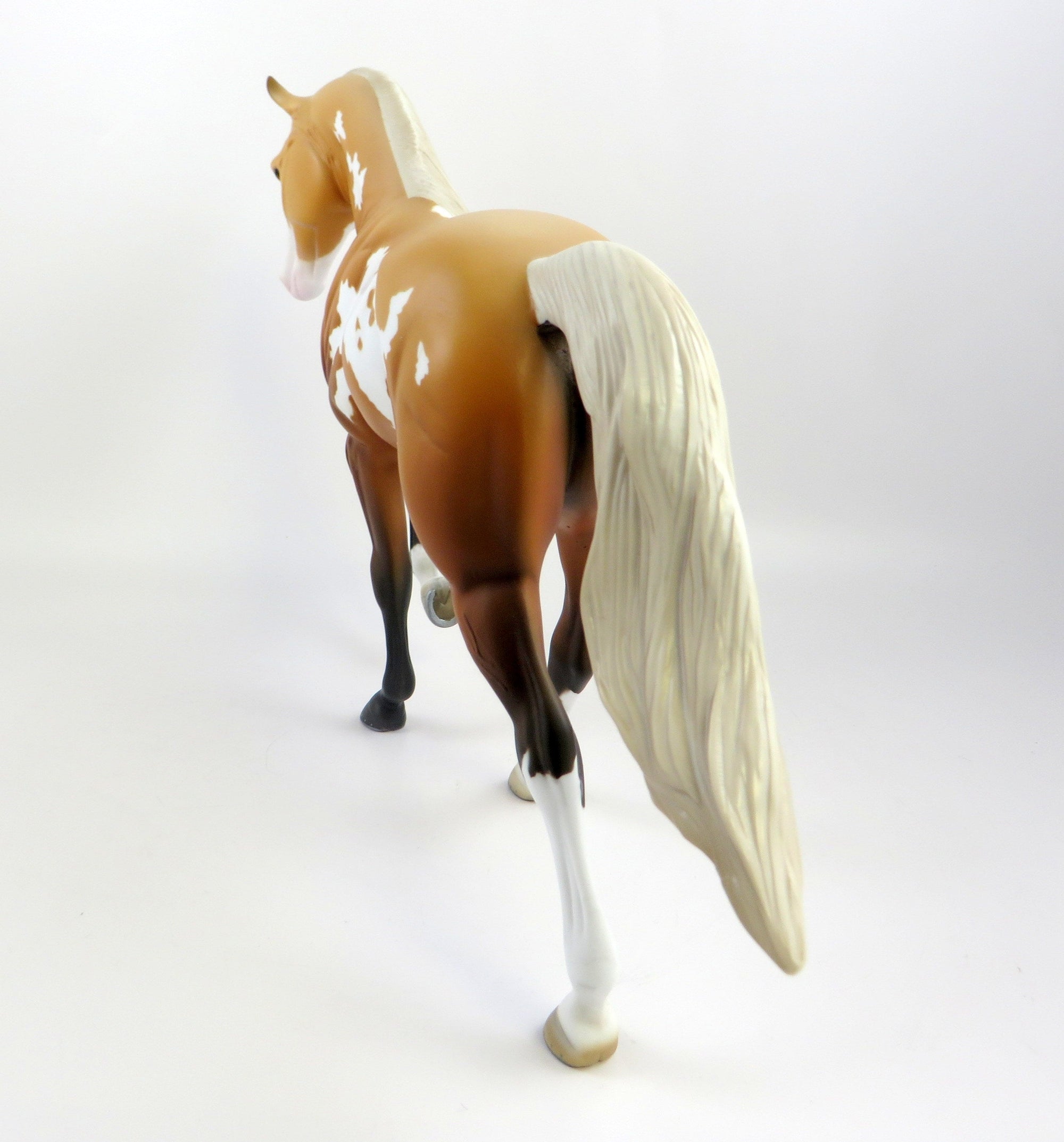 RANDEL-OOAK CHESTNUT TOVERO TWH EQ 2019