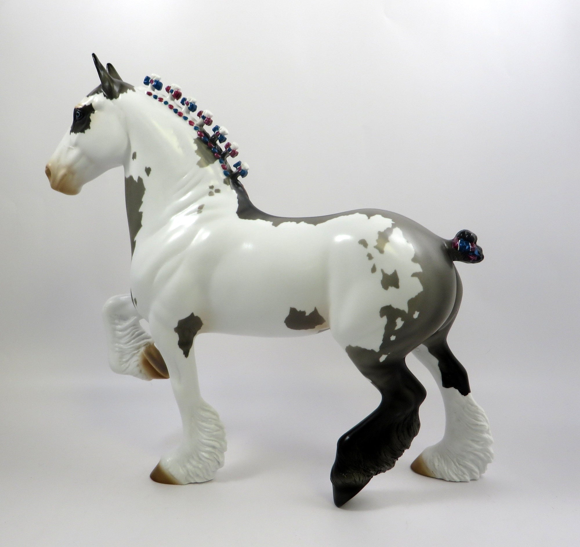 REGAL BEAGLE -- OOAK GRULLA PINTO TROTTING DRAFTER BY AUDREY DIXON EQ19