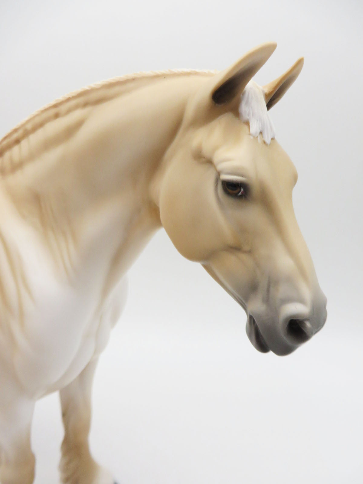 Rebel Without A Claus - OOAK - Palomino Heavy Draft Mare - Painted by Ellen Robbins - CT22