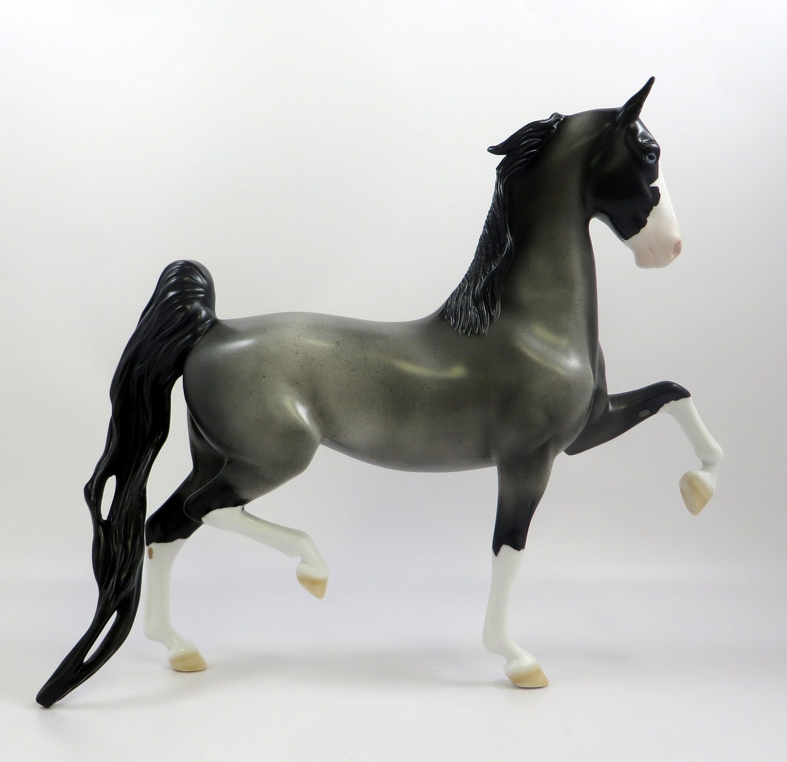 ROYAL BLUE - OOAK BLUE ROAN  SADDLEBRED BY AUDREY DIXON EQ19