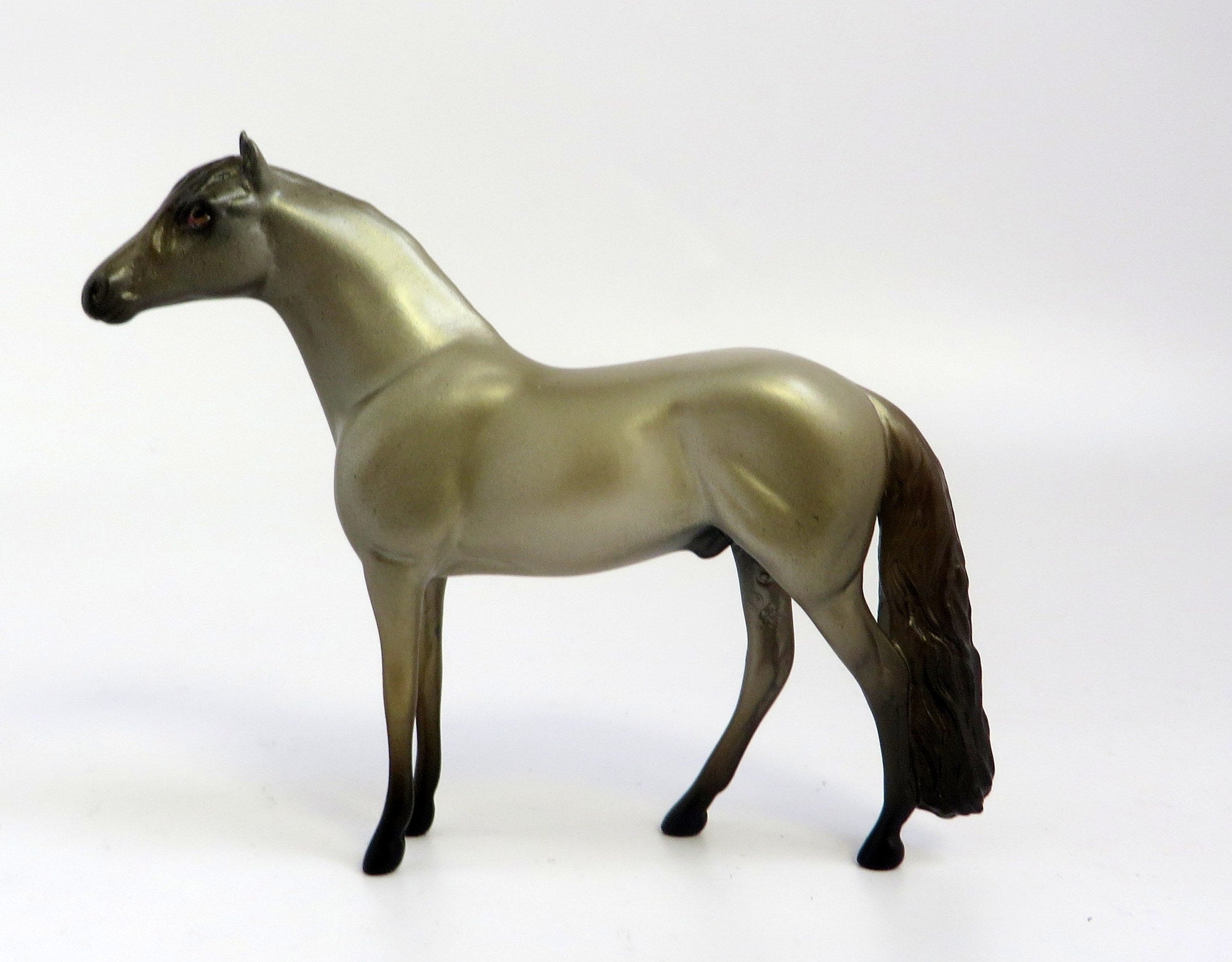 ROYAL HARE-OOAK CHAMPAGNE  ANDALUSIAN EQ 2019