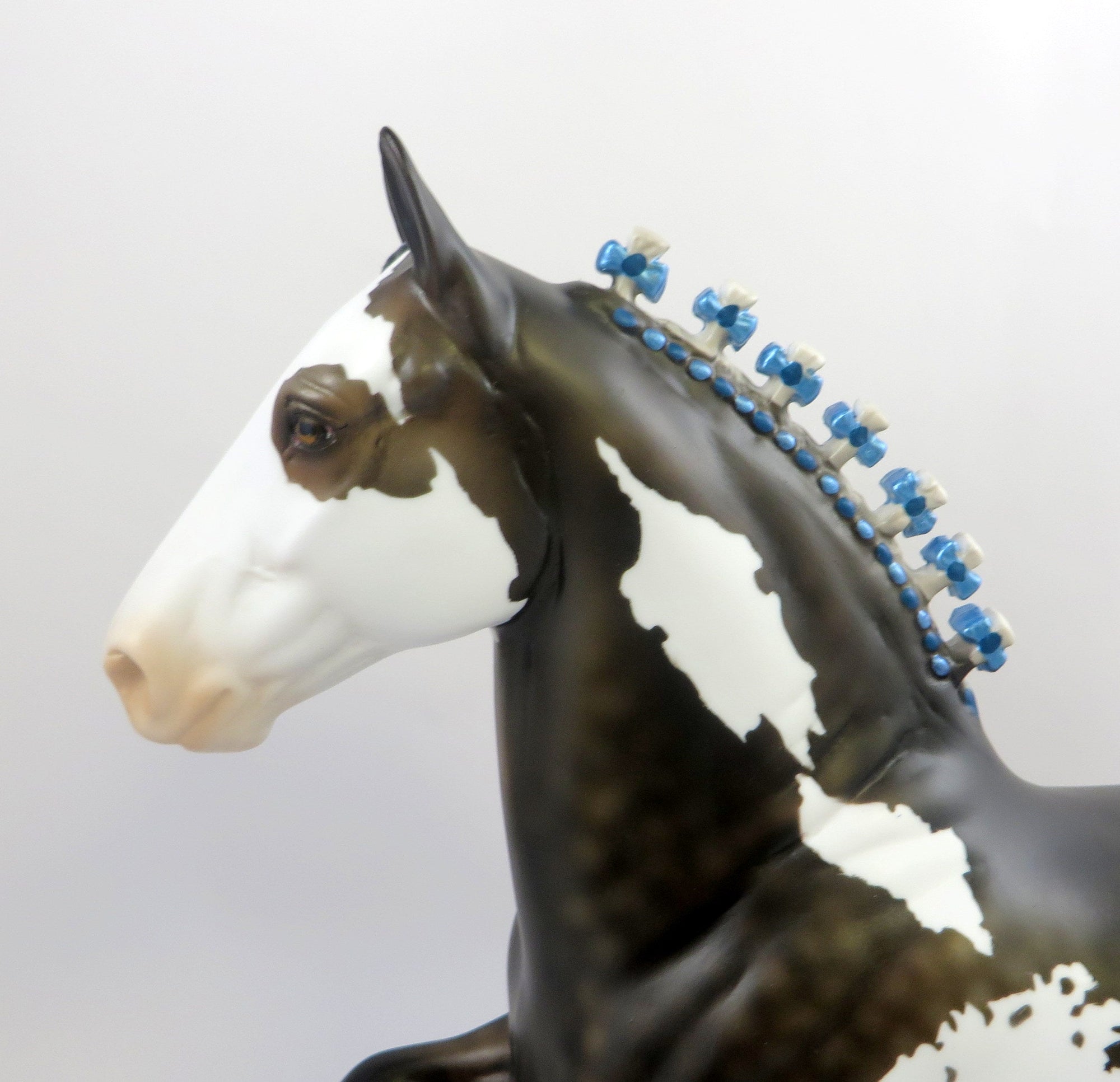 ROYAL JEWELS-OOAK DAPPLE BUCKSKIN TROTTING DRAFTER MODEL HORSE EQ 2019