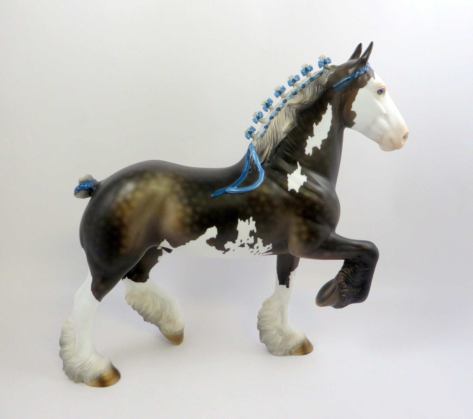ROYAL JEWELS-OOAK DAPPLE BUCKSKIN TROTTING DRAFTER MODEL HORSE EQ 2019