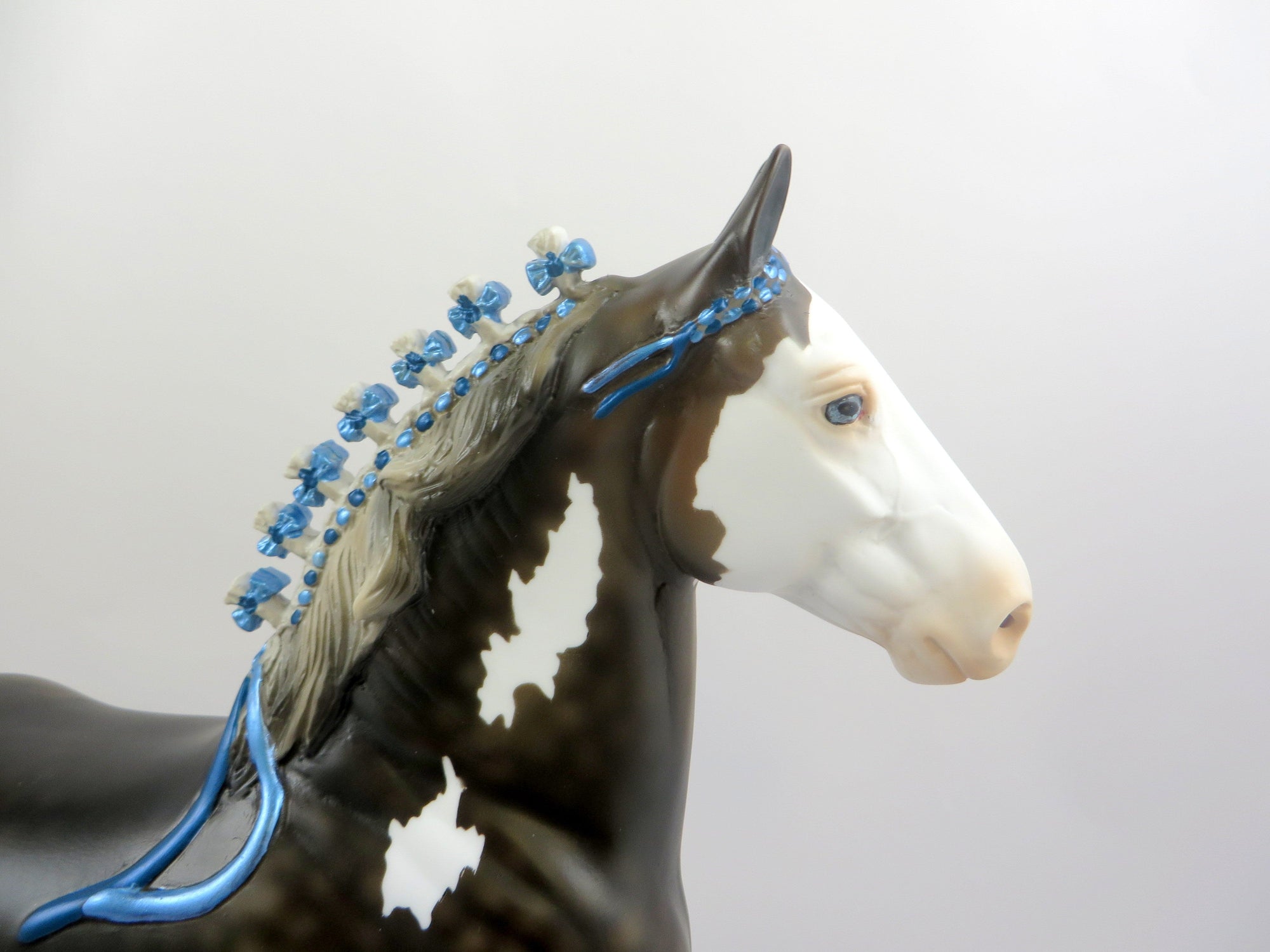 ROYAL JEWELS-OOAK DAPPLE BUCKSKIN TROTTING DRAFTER MODEL HORSE EQ 2019