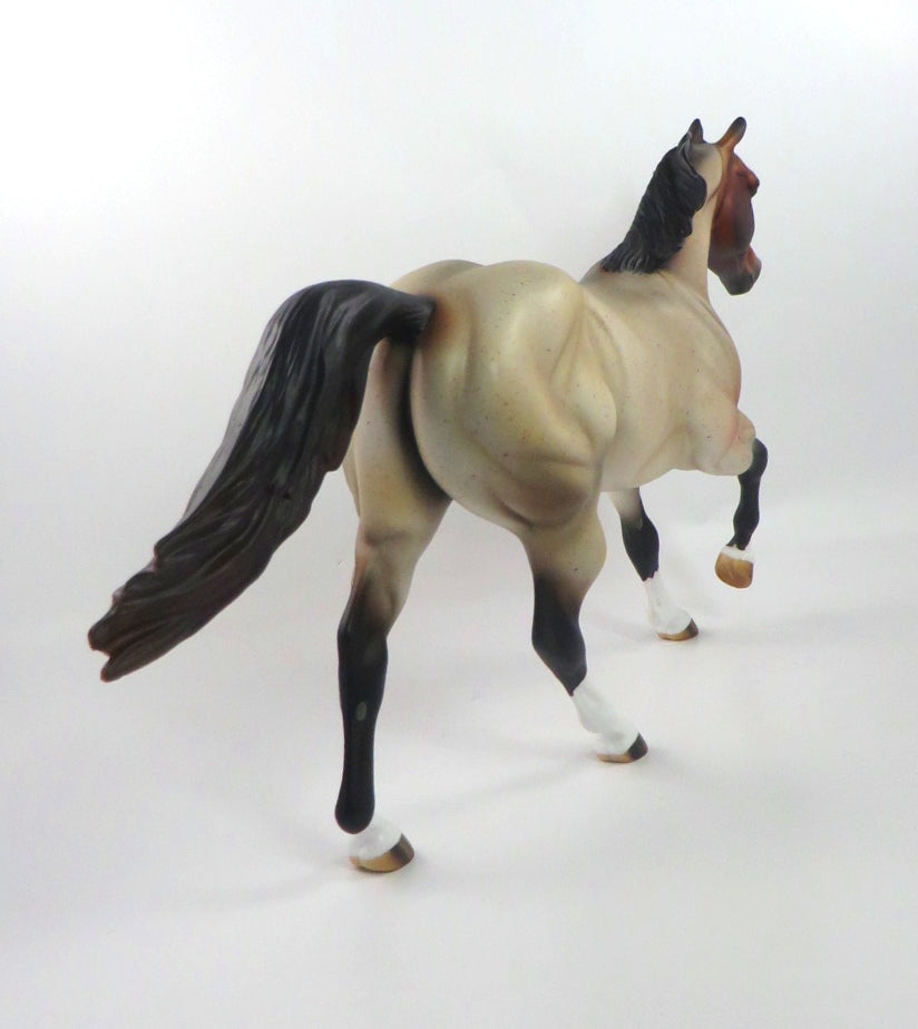 SANDMAN-OOAK BAY ROAN FOUNDATION QUARTER HORSE MODEL HORSE 1/3/2020
