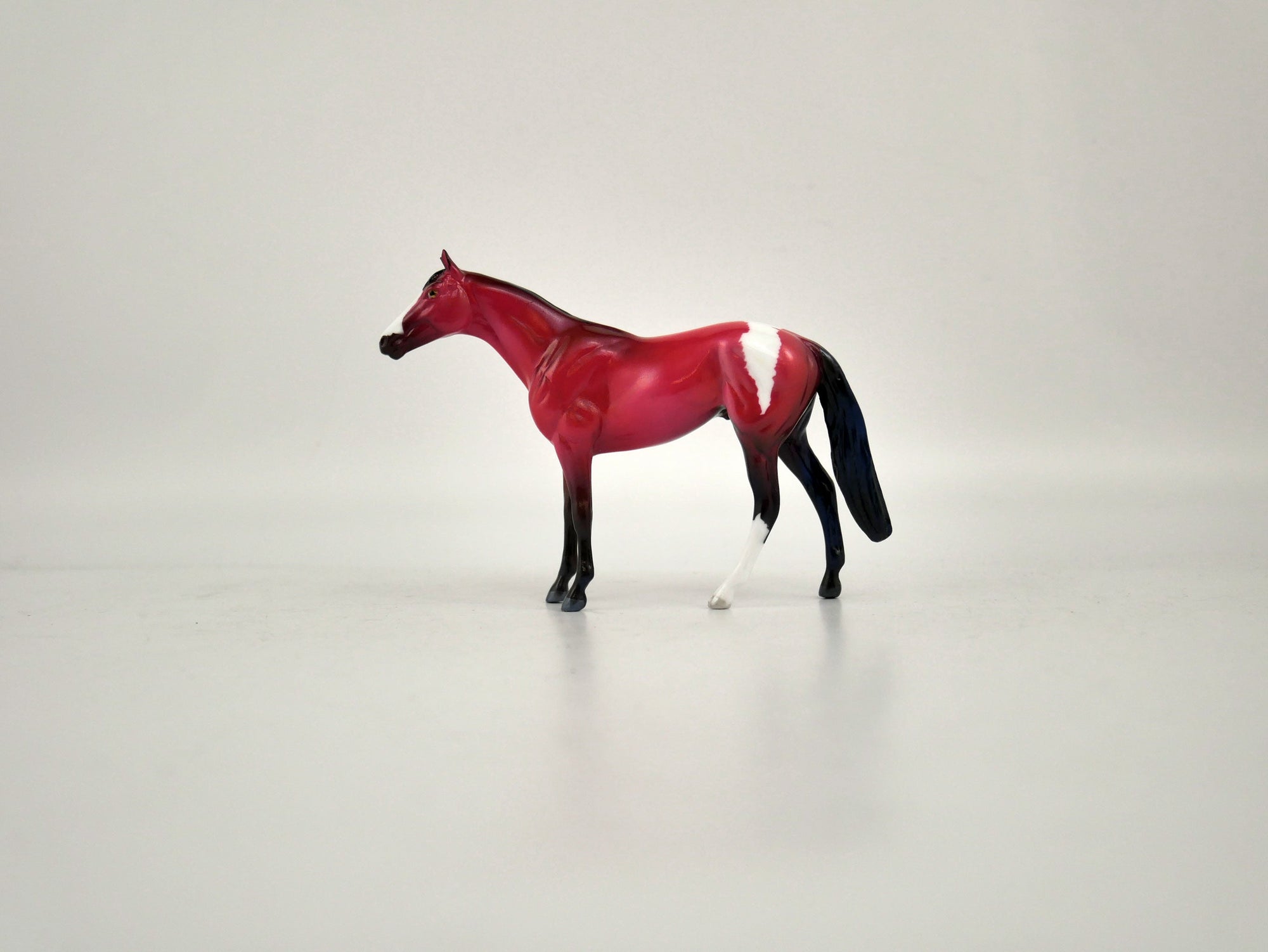 What is inside the Box> Santa Claus 12/20