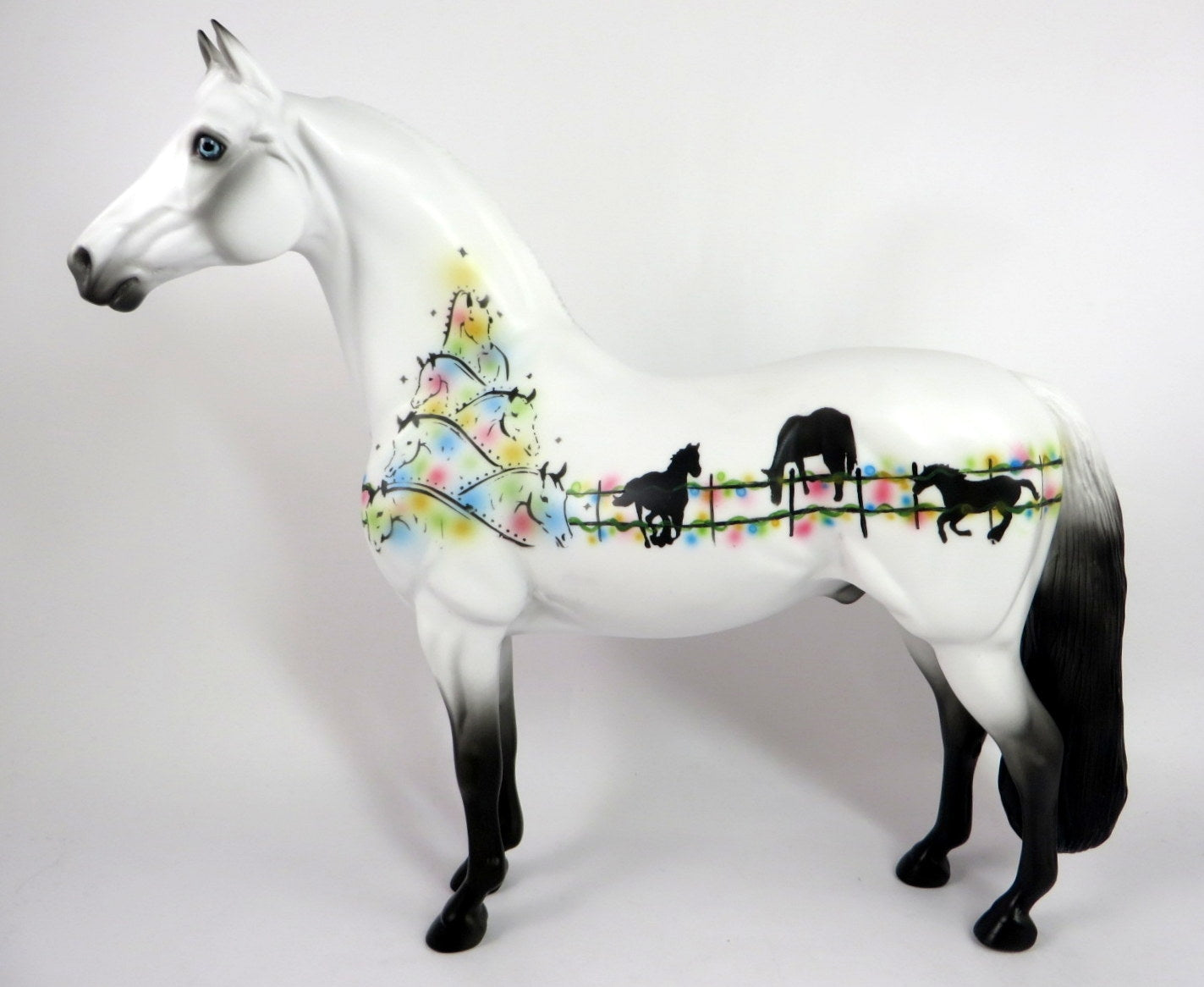 SANTA'S SLEIGH - OOAK WHITE  CHRISTMAS DECORATOR MORGAN MODEL HORSE BY DAWN QUICK  WHS 19