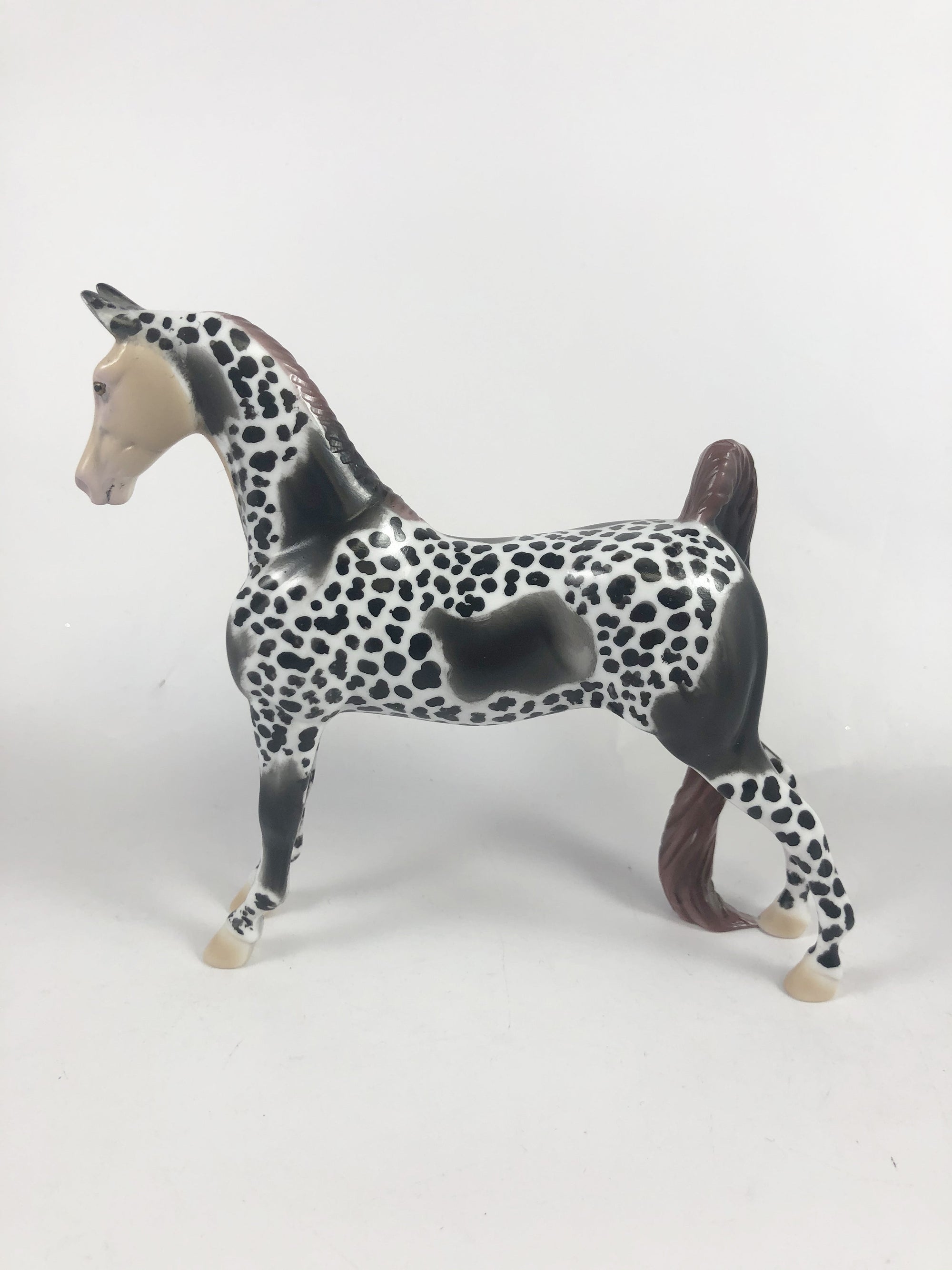 DEJA MOO -OOAK HORSE IN A COW SUIT SADDLEBRED PEBBLE MM 19 BY AL KATT
