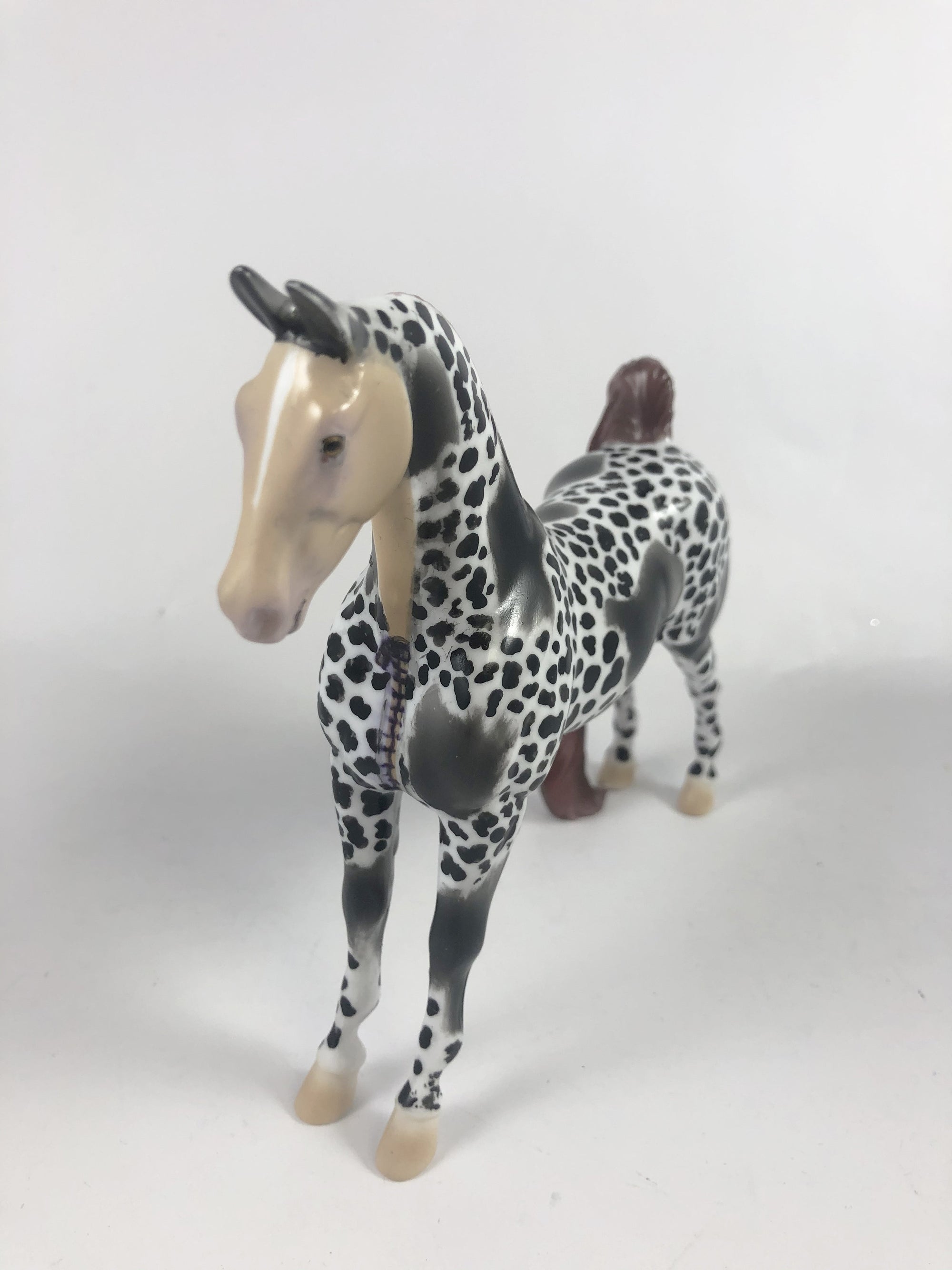 DEJA MOO -OOAK HORSE IN A COW SUIT SADDLEBRED PEBBLE MM 19 BY AL KATT