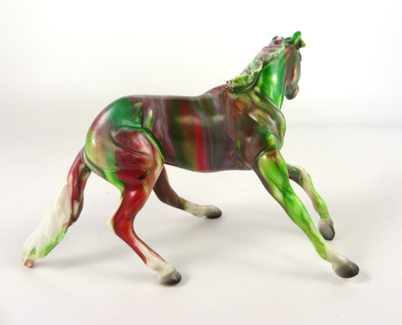 SCARLET RED-GREEN CUTTER CHIP -OOAK   DECORATOR CUTTER CHIP BY KAYLA WESSE WHS19