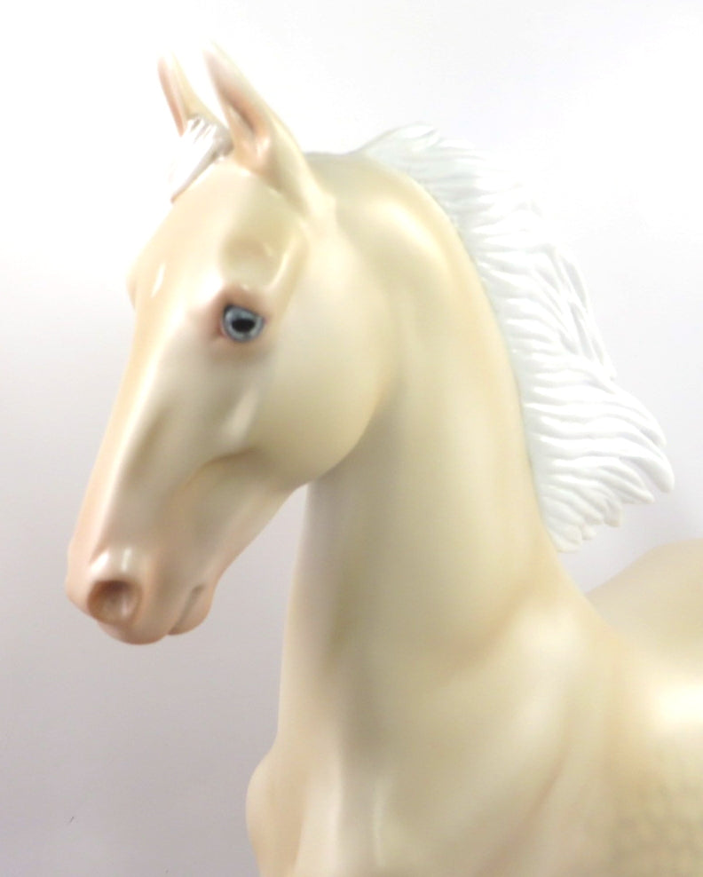 SCRIMMAGE-LE-6 CREMELLO SADDLEBRED MODEL HORSE SB 20