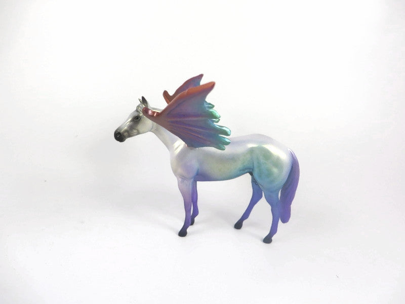 BOOOQUET - OOAK HALLOWEEN DECORATOR STOCK HORSE BAT CHIP MODEL HORSE BY MISSY FOX MM19