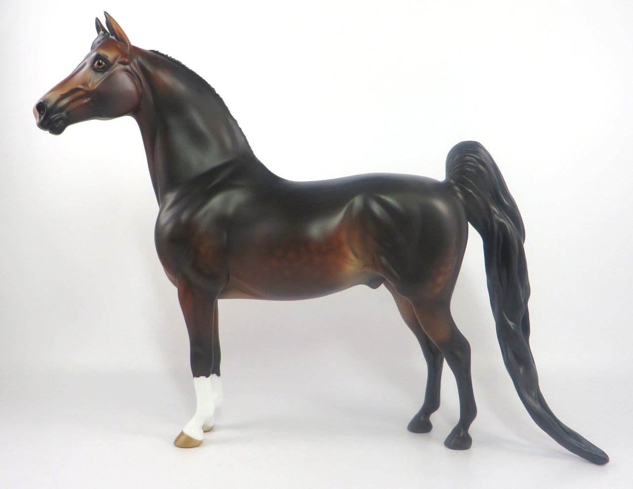 SIDELINE-LE-6 DAPPLE BAY MORGAN MODEL HORSE SB 20