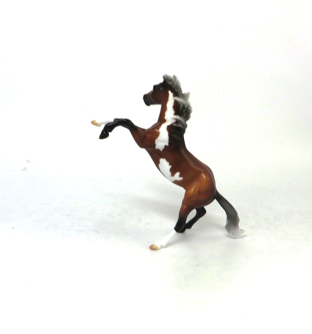 FIRST DOWN -OOAK-SILVER BAY OVERO REARING  CHIP BY AUDREY DIXON SB19