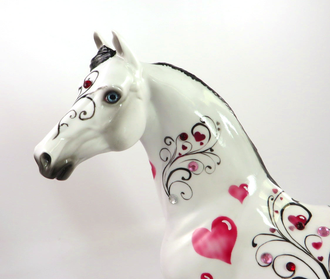 SIR VALENTINO - OOAK- WHITE VALENTINE DECORATOR MORGAN BY DAWN QUICK 1/14/20