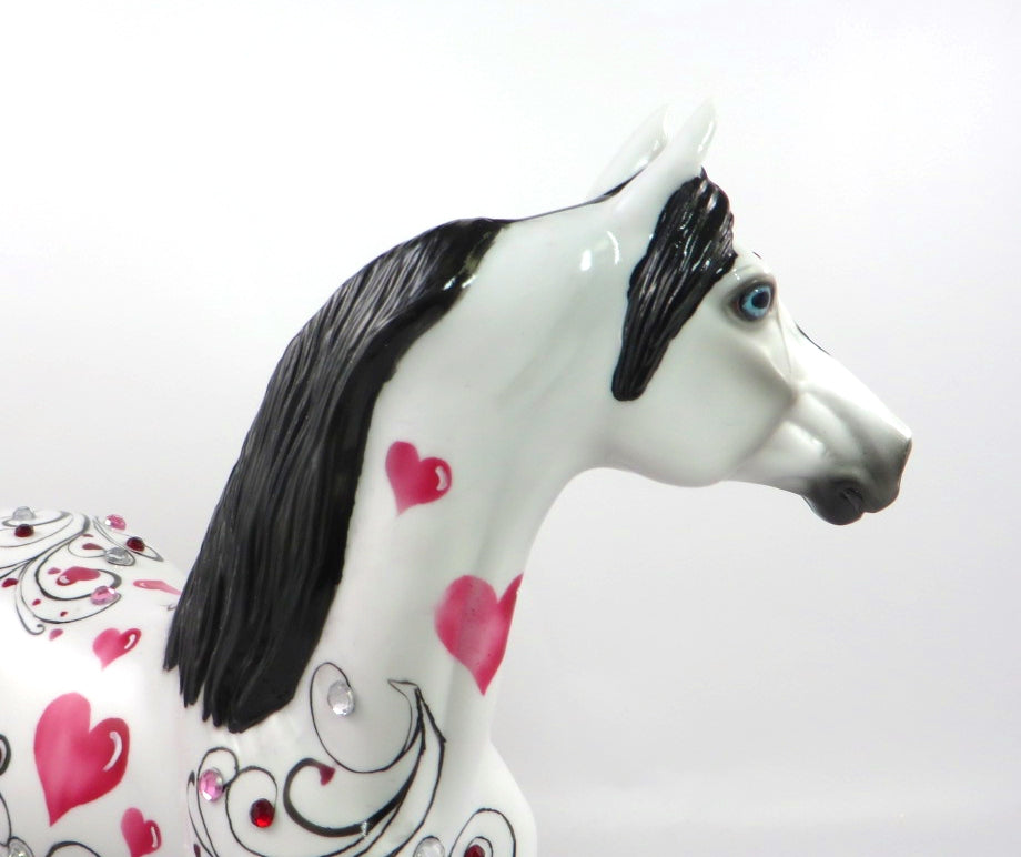SIR VALENTINO - OOAK- WHITE VALENTINE DECORATOR MORGAN BY DAWN QUICK 1/14/20